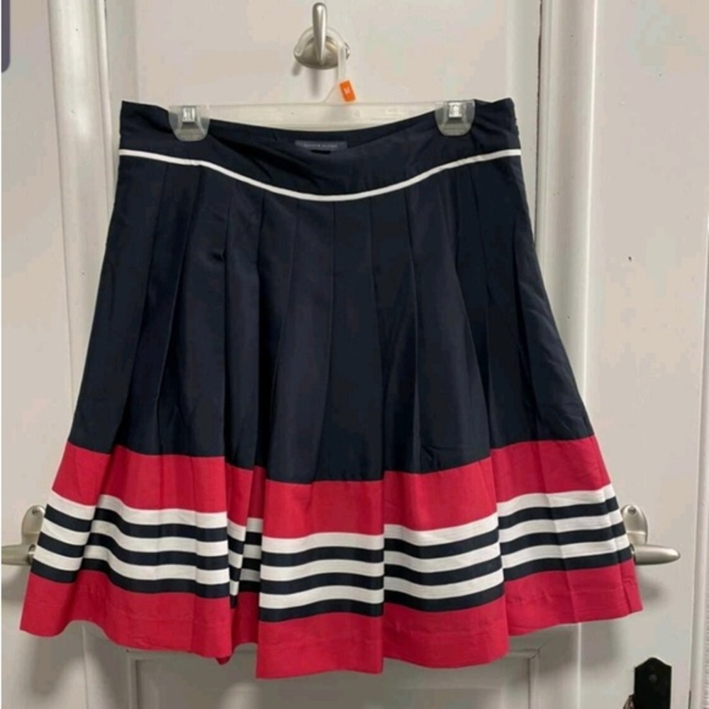 Tommy Hilfiger pleat skirt